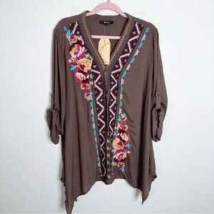 Andree By Unit Embroidered Tunic Top Women’s Size 2X Floral Boho Shirt HH